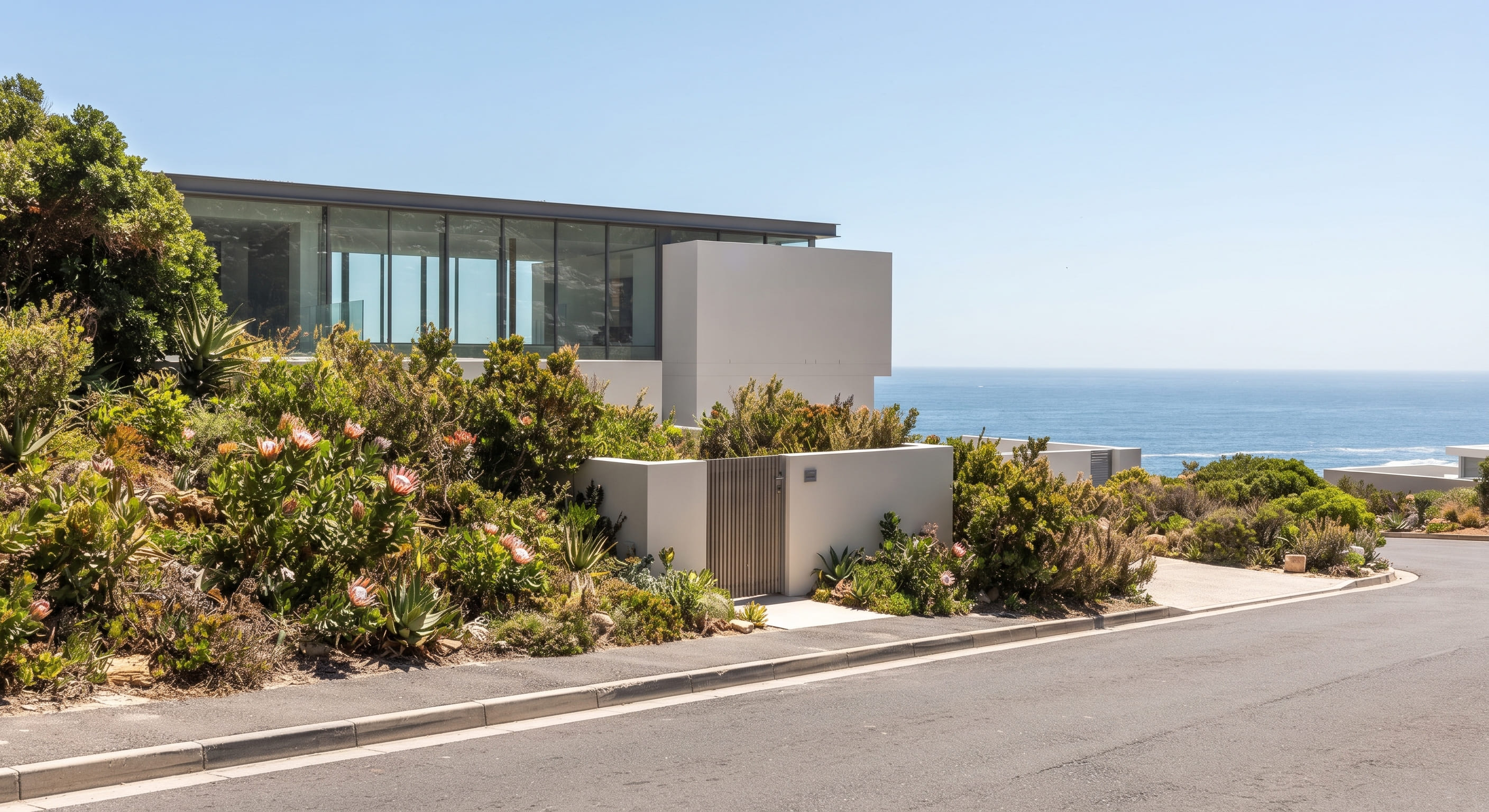 Camps Bay Mansion, Cape Town thumbnail 9